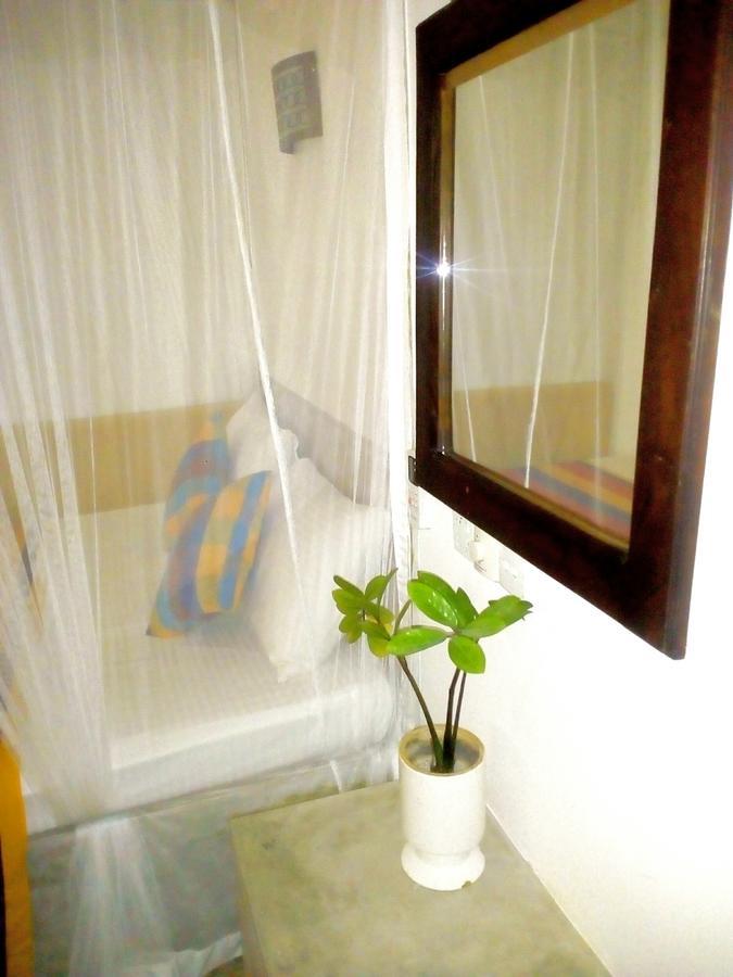 Sleepy Head Guesthouse Unawatuna Kültér fotó