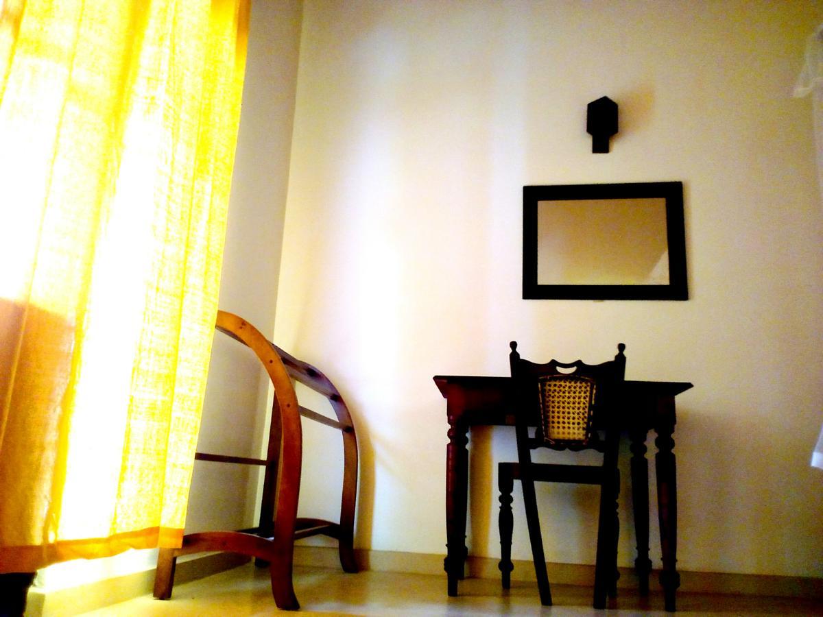 Sleepy Head Guesthouse Unawatuna Kültér fotó