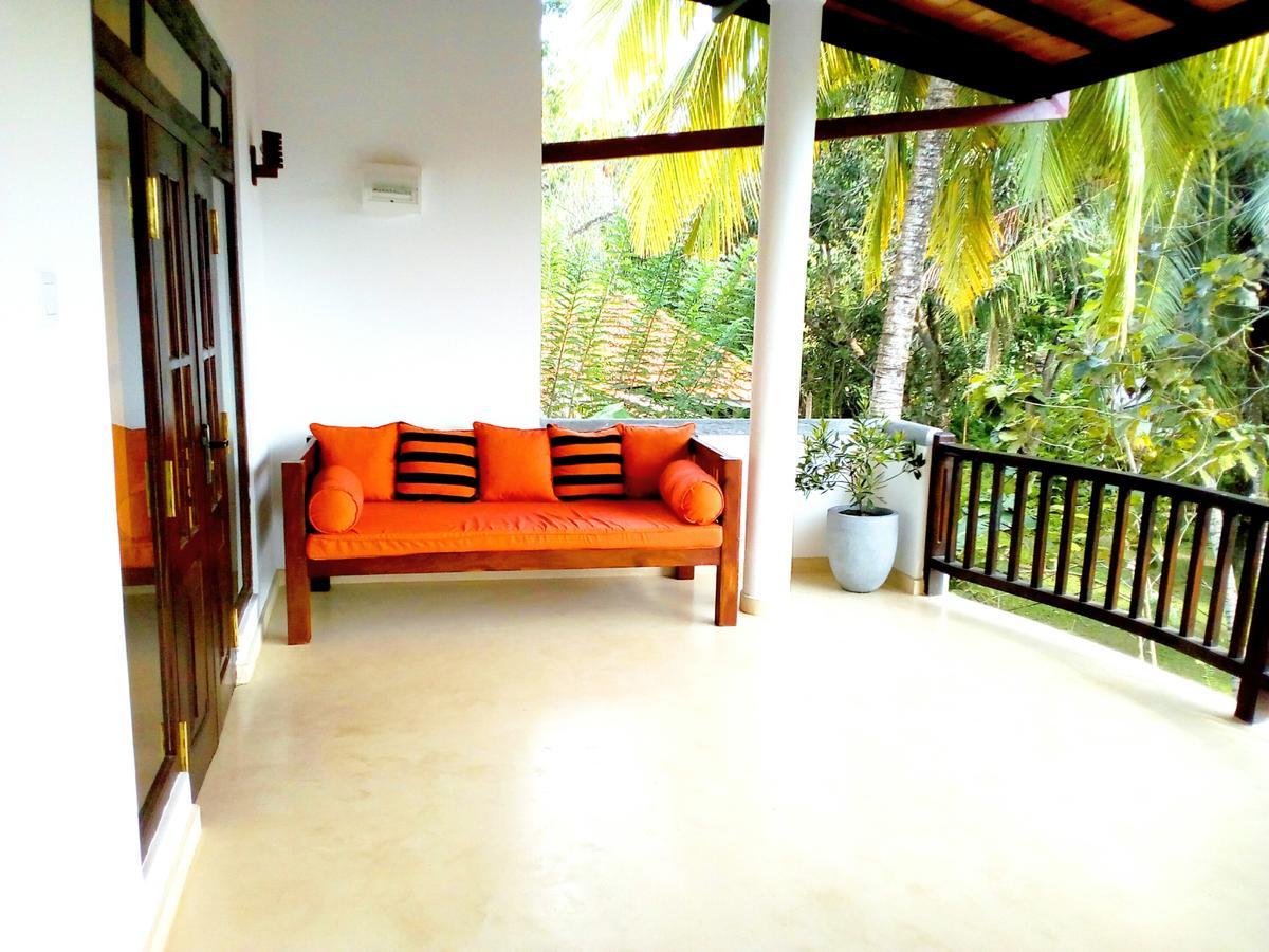 Sleepy Head Guesthouse Unawatuna Kültér fotó