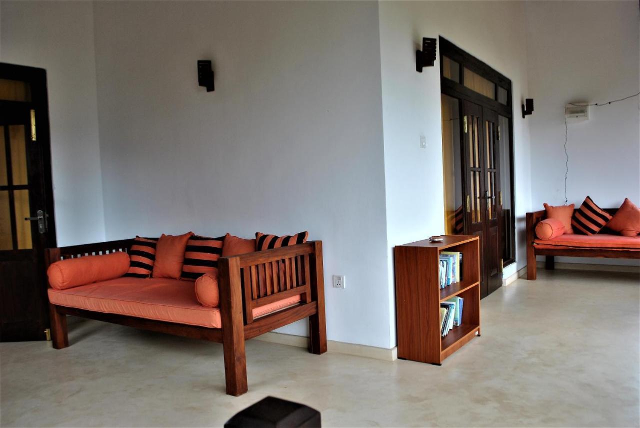 Sleepy Head Guesthouse Unawatuna Kültér fotó